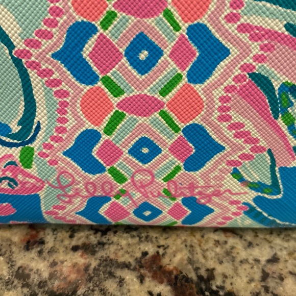 Lilly Pulitzer Laptop Sleeve - Picture 13 of 13